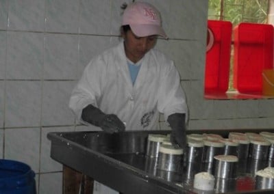 Cheese moulds family ecotourism Ecuador