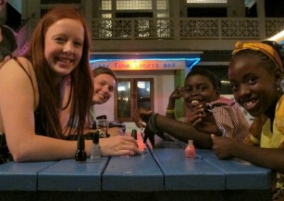 Painting Nails social work Belize