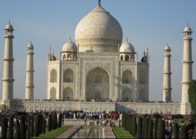 Taj Mahal Experience India and Volunteering in India