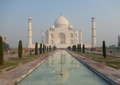 Taj Mahal Family Volunteering Renovation and Community Work in India