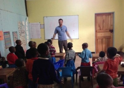 Teaching singing Rural Volunteer Teaching in Tanzania