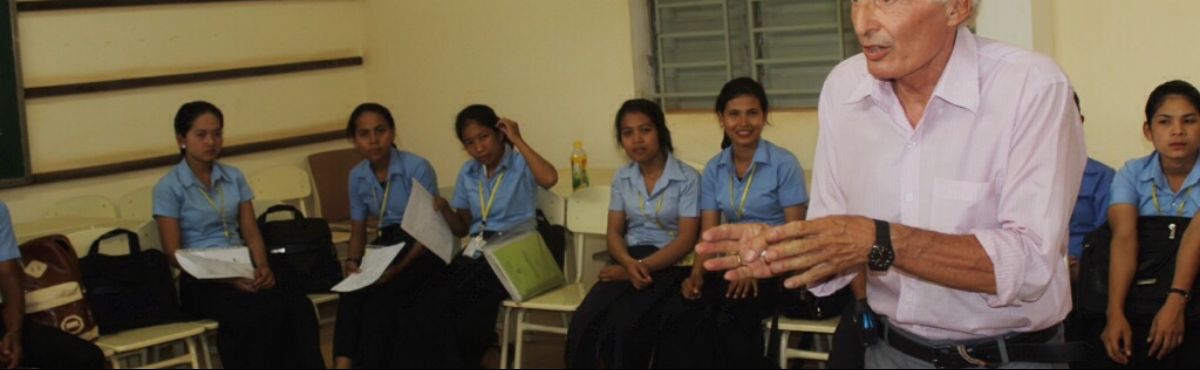 Volunteer Classroom Assistant Cambodia