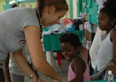 Volunteer and children hospitals and clinics Belize