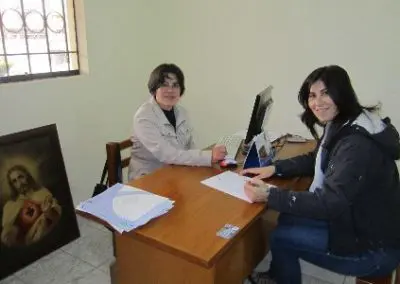 Volunteer in the office speech therapy Peru