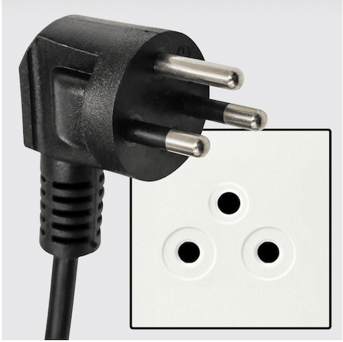 TType O plug and Socket with 3 prongs Type O plug socket and plug