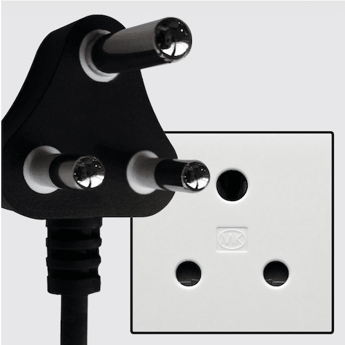 Type M plug with 3 prongs